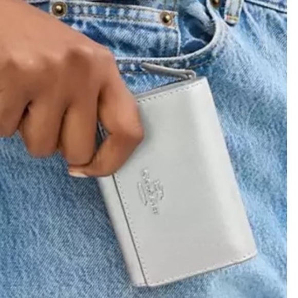 Coach Micro Wallet - Picture 8 of 12